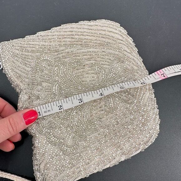 Vintage La Regale Womens Floral Beaded Crossbody Clutch Purse Bag White Cocktail - Picture 11 of 13